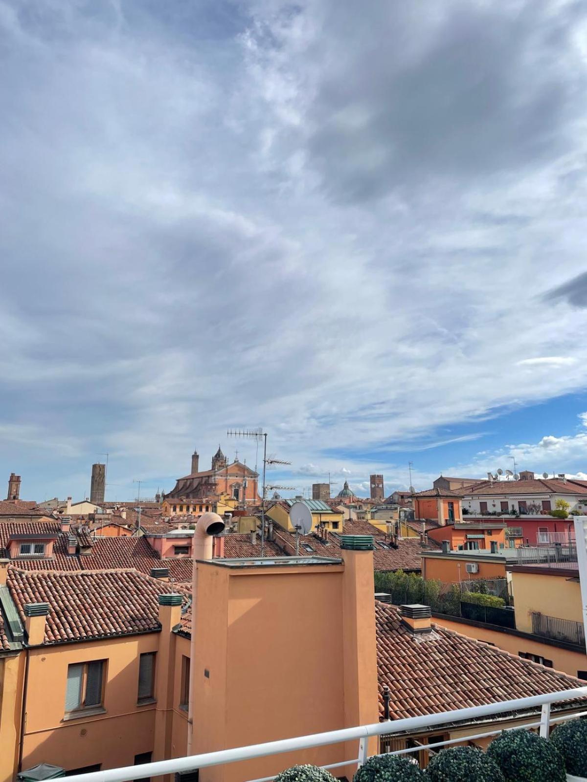 Appartamento L'Attico Dell'Edera Bologna Esterno foto